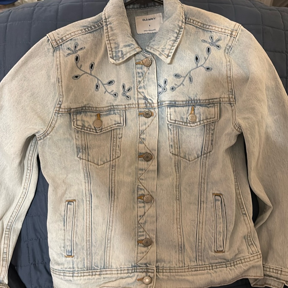Embroidered Old Navy, jean jacket